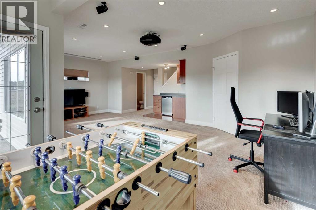 45 Cougarstone Place Sw, Calgary, Alberta  T3H 4W8 - Photo 27 - A2278265