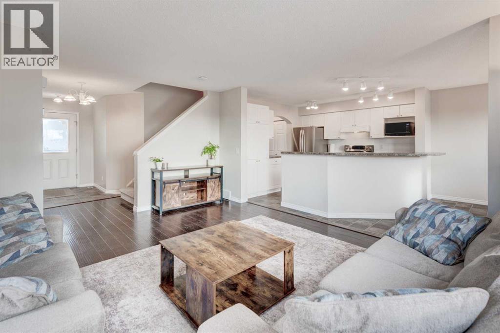 45 Cougarstone Place Sw, Calgary, Alberta  T3H 4W8 - Photo 5 - A2278265