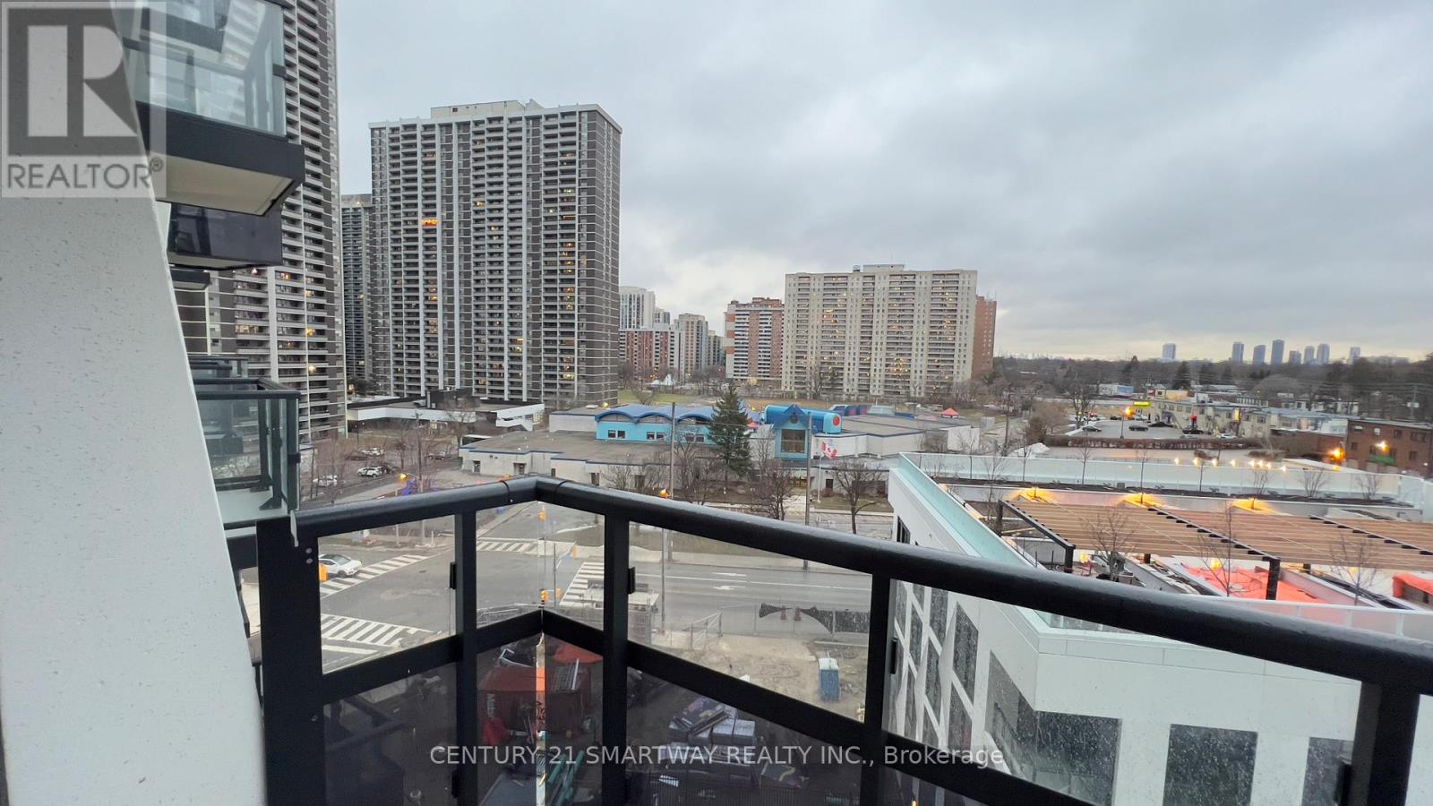 810 - 60 Central Park Roadway, Toronto, Ontario  M9A 0E6 - Photo 25 - W12690930