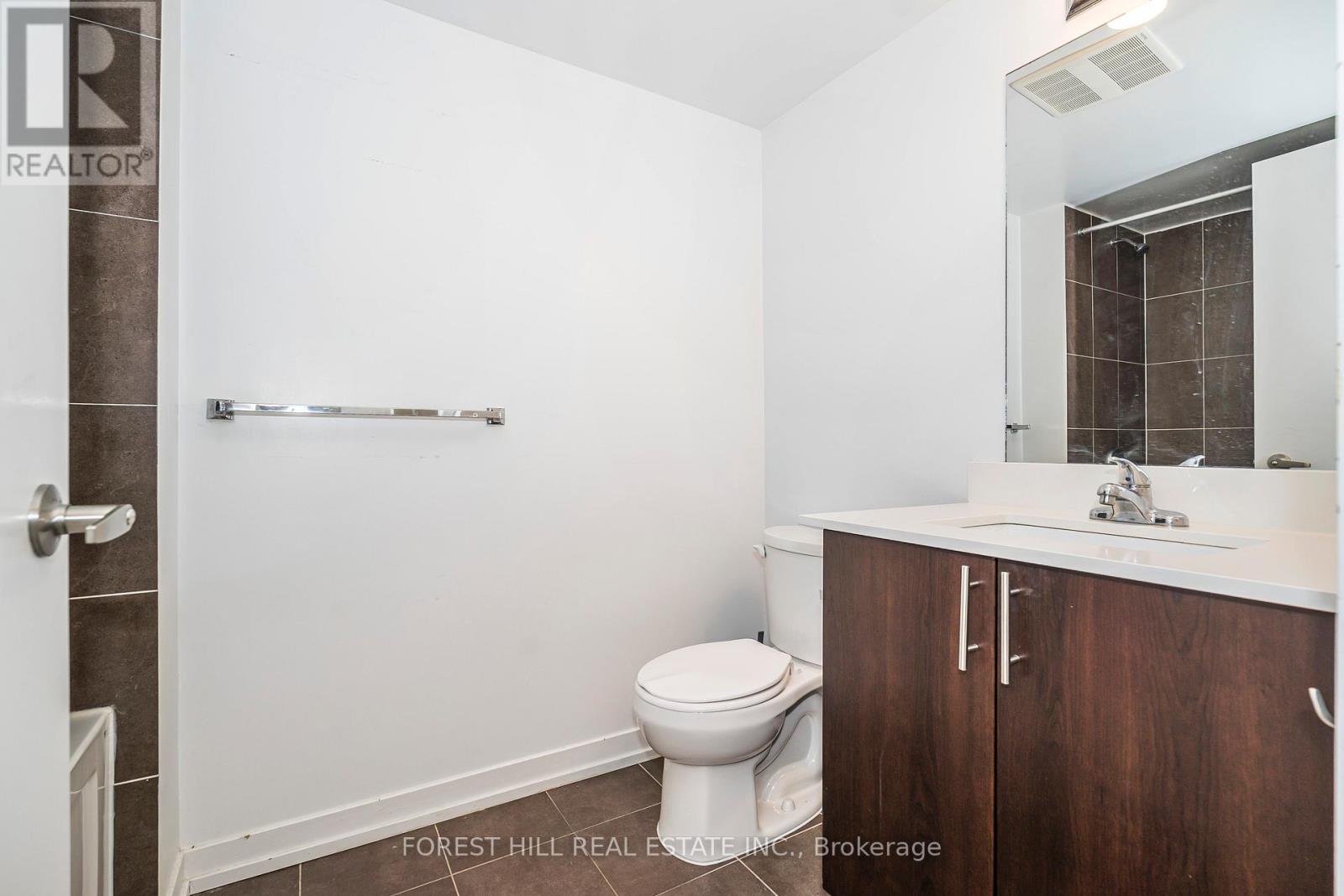 1106 - 1420 Dupont Street, Toronto, Ontario  M6H 4J8 - Photo 8 - W12694974