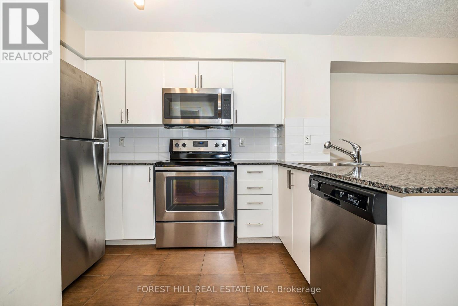 1106 - 1420 Dupont Street, Toronto, Ontario  M6H 4J8 - Photo 4 - W12694974