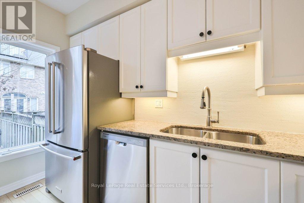 6 - 38 Mendota Road, Toronto, Ontario  M8Y 1E8 - Photo 18 - W12696092