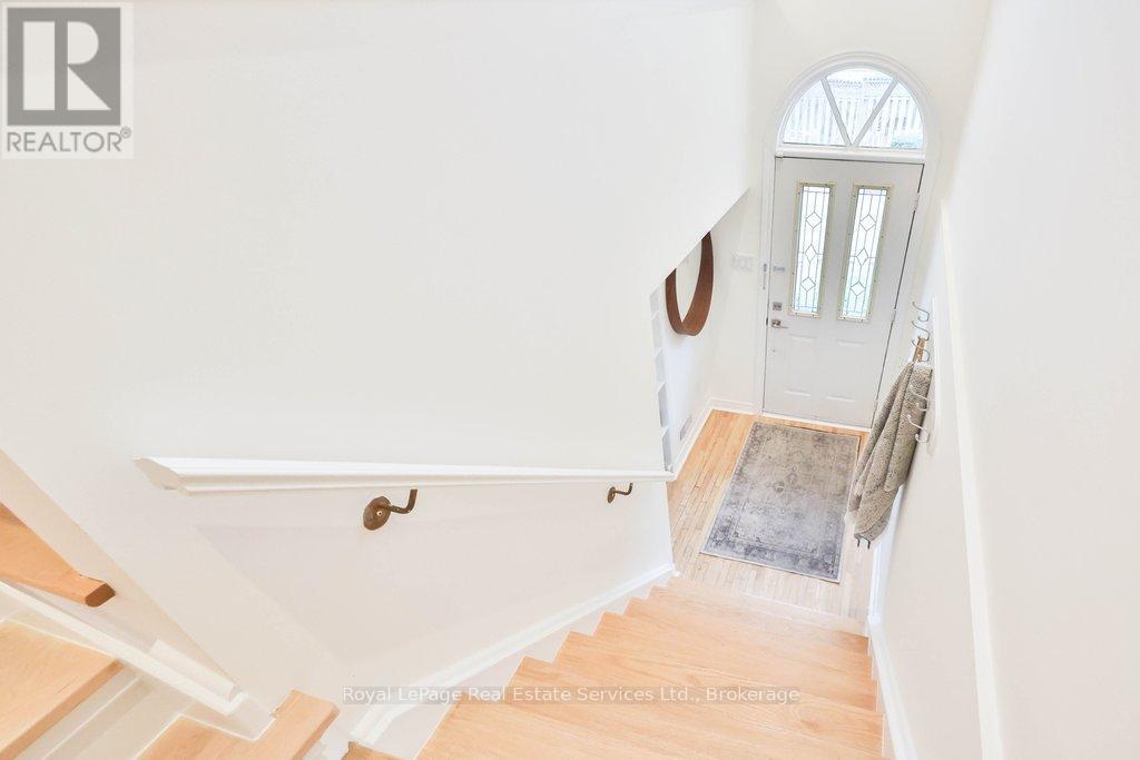 6 - 38 Mendota Road, Toronto, Ontario  M8Y 1E8 - Photo 5 - W12696092