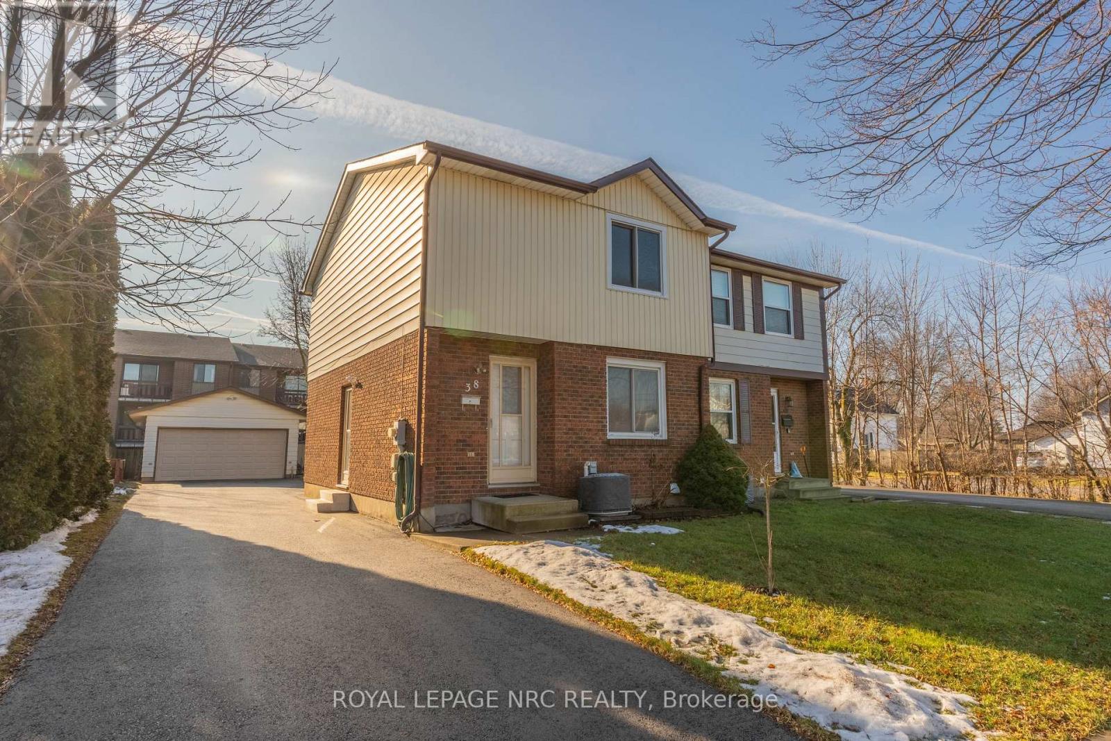 38 DOUGHERTY CRESCENT, Welland, Ontario