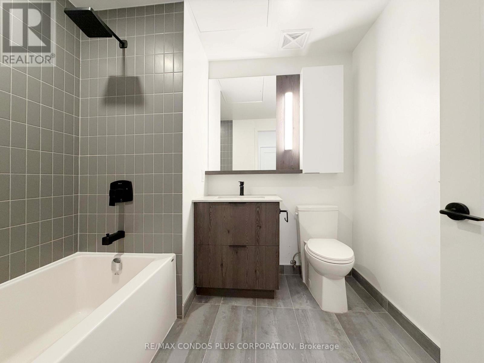 925 - 5 Defries Street, Toronto, Ontario  M5A 0W7 - Photo 9 - C12693064