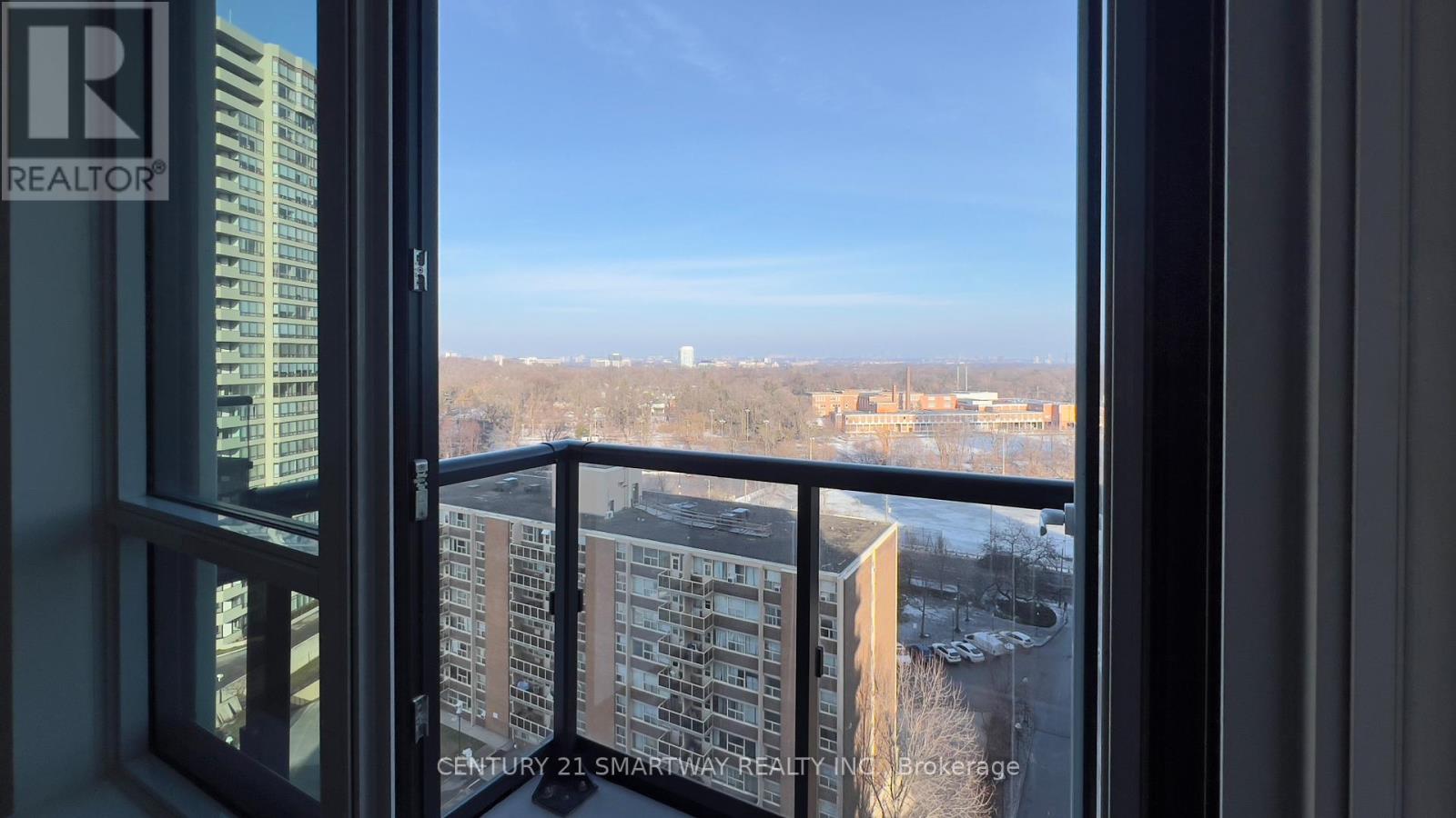 1215 - 60 Central Park Roadway, Toronto, Ontario  M9A 0E6 - Photo 14 - W12680000