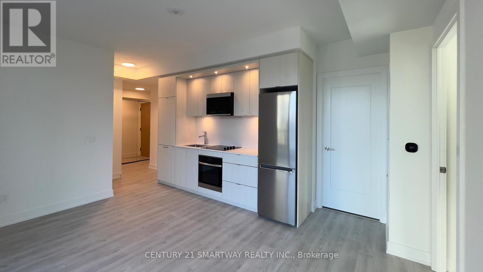 312 - 60 Central Park Roadway, Toronto, Ontario  M9A 0E6 - Photo 13 - W12679996