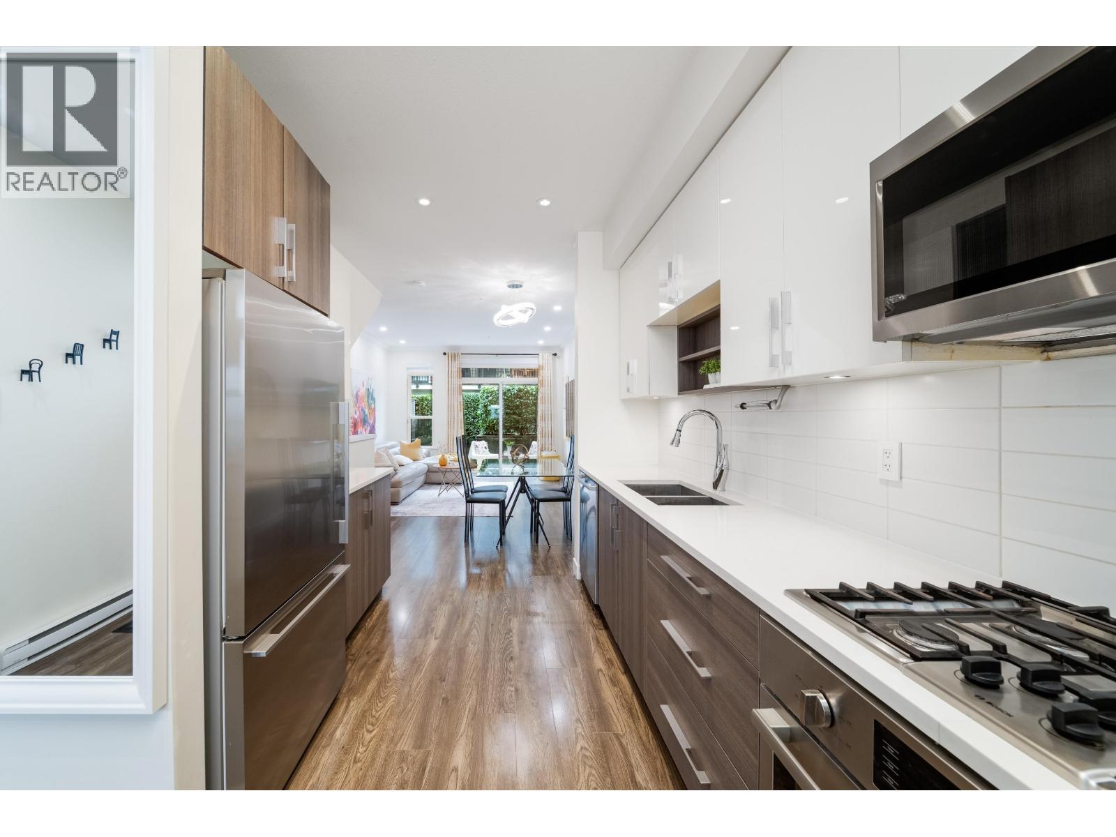 17 7039 Macpherson Avenue, Burnaby, British Columbia  V5J 4N4 - Photo 10 - R3079473