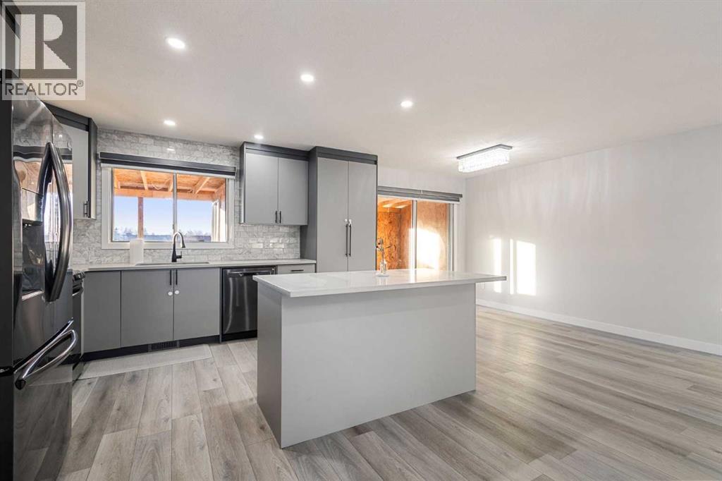 255 Rundleridge Drive Ne, Calgary, Alberta  T1Y 2K5 - Photo 10 - A2276432