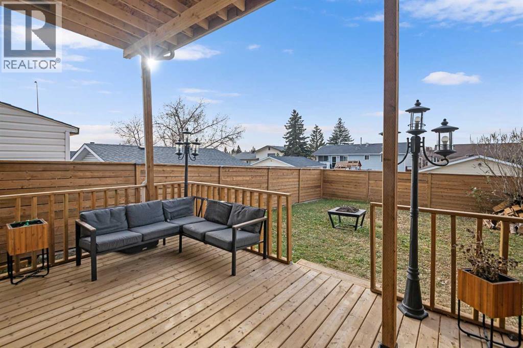 255 Rundleridge Drive Ne, Calgary, Alberta  T1Y 2K5 - Photo 33 - A2276432