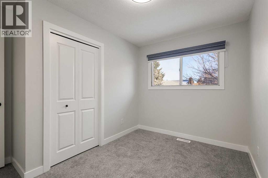 255 Rundleridge Drive Ne, Calgary, Alberta  T1Y 2K5 - Photo 17 - A2276432