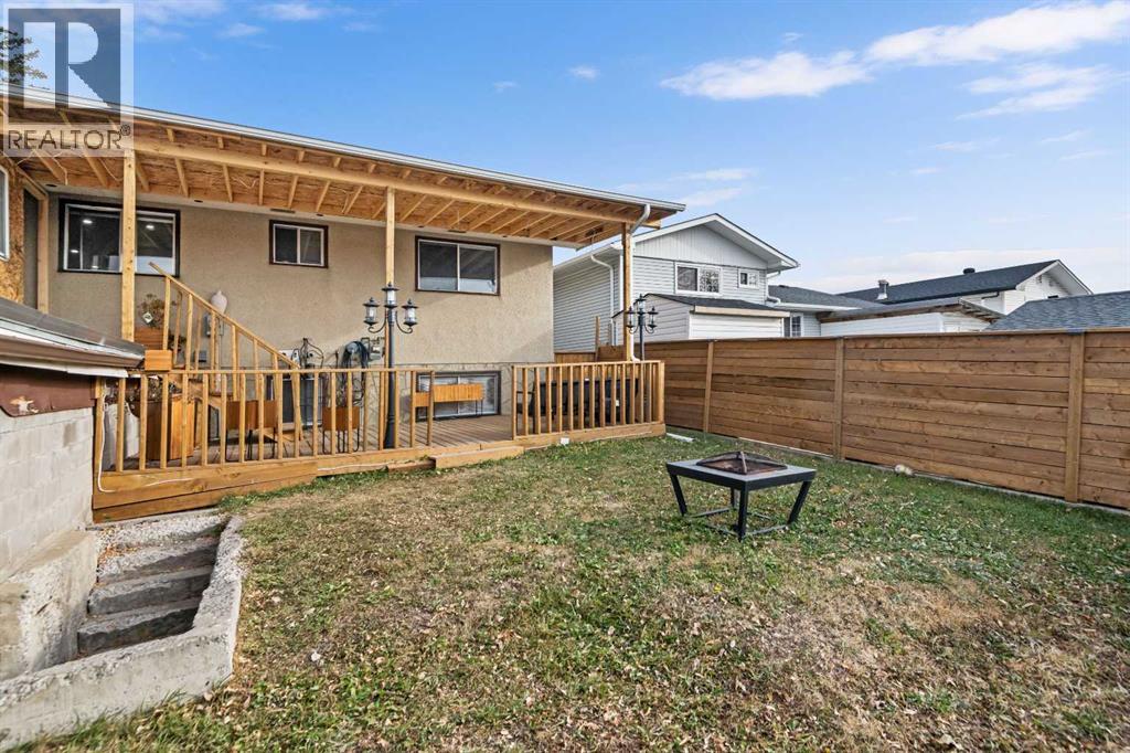 255 Rundleridge Drive Ne, Calgary, Alberta  T1Y 2K5 - Photo 35 - A2276432