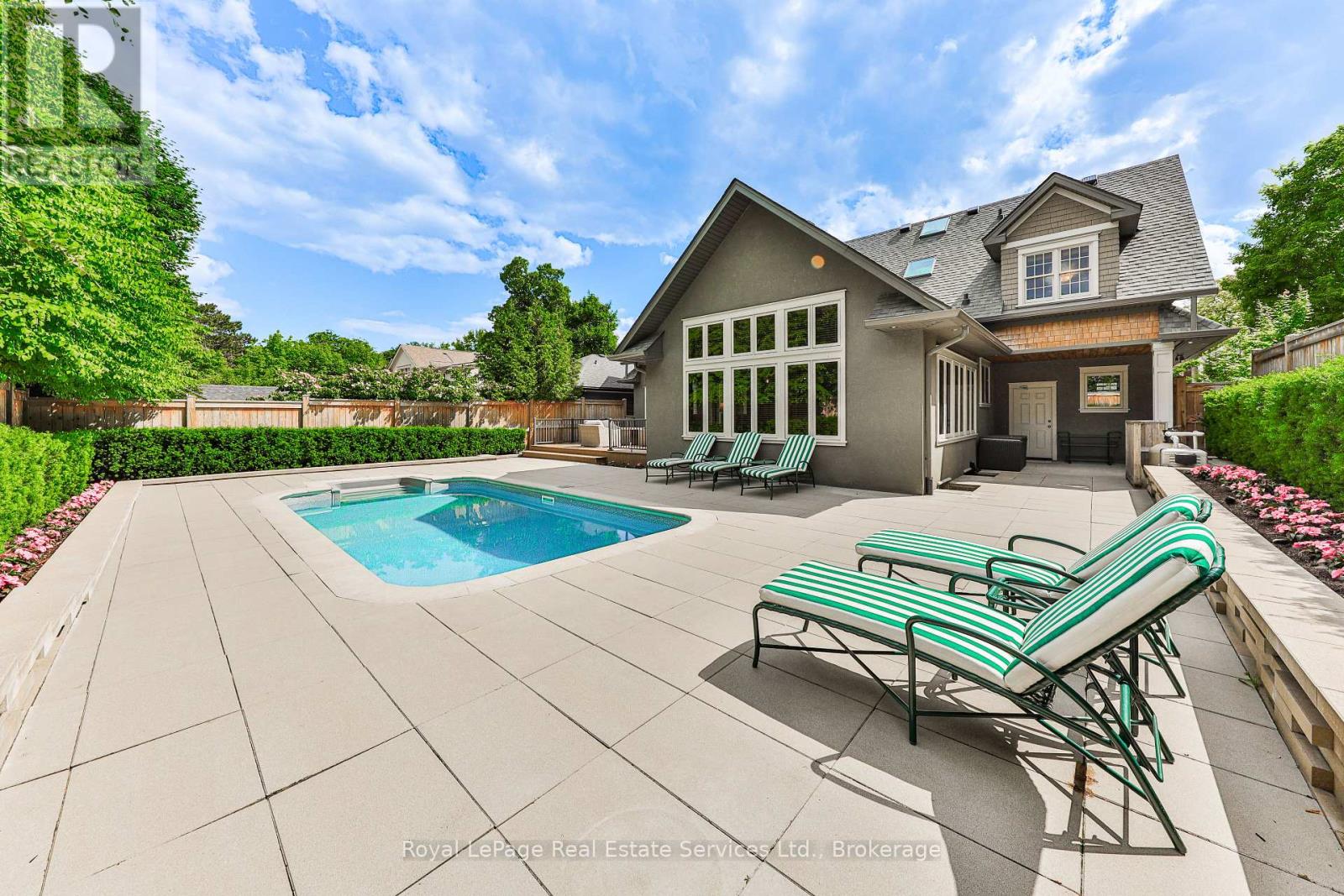 69 Allan Street, Oakville, Ontario  L6J 3M7 - Photo 35 - W12421337