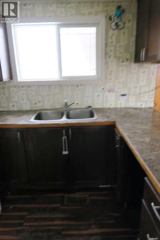 28 Riley Street Ne, High River, Alberta  T2V 1G5 - Photo 3 - A2277577