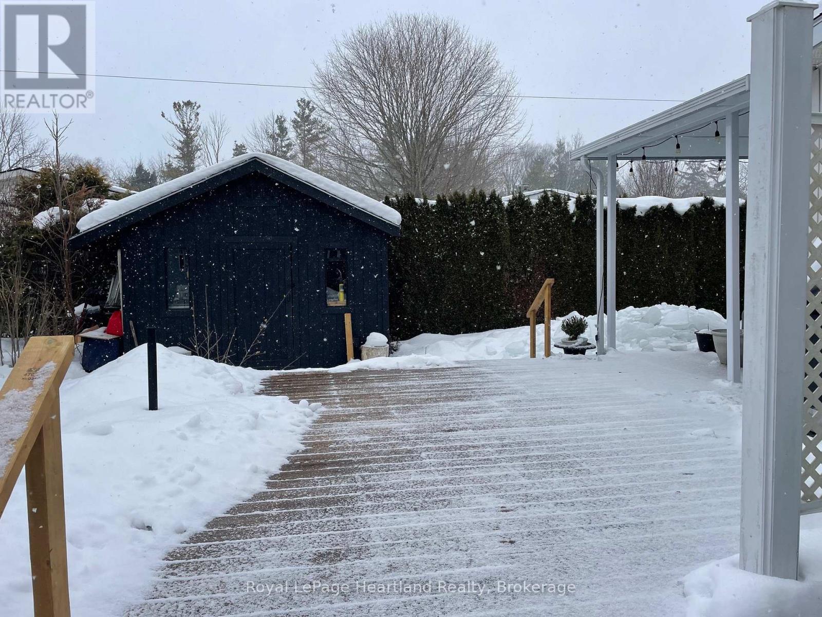 24 Rowan Rd - 77307 Bluewater Highway, Bluewater, Ontario  N0M 1G0 - Photo 2 - X12471282