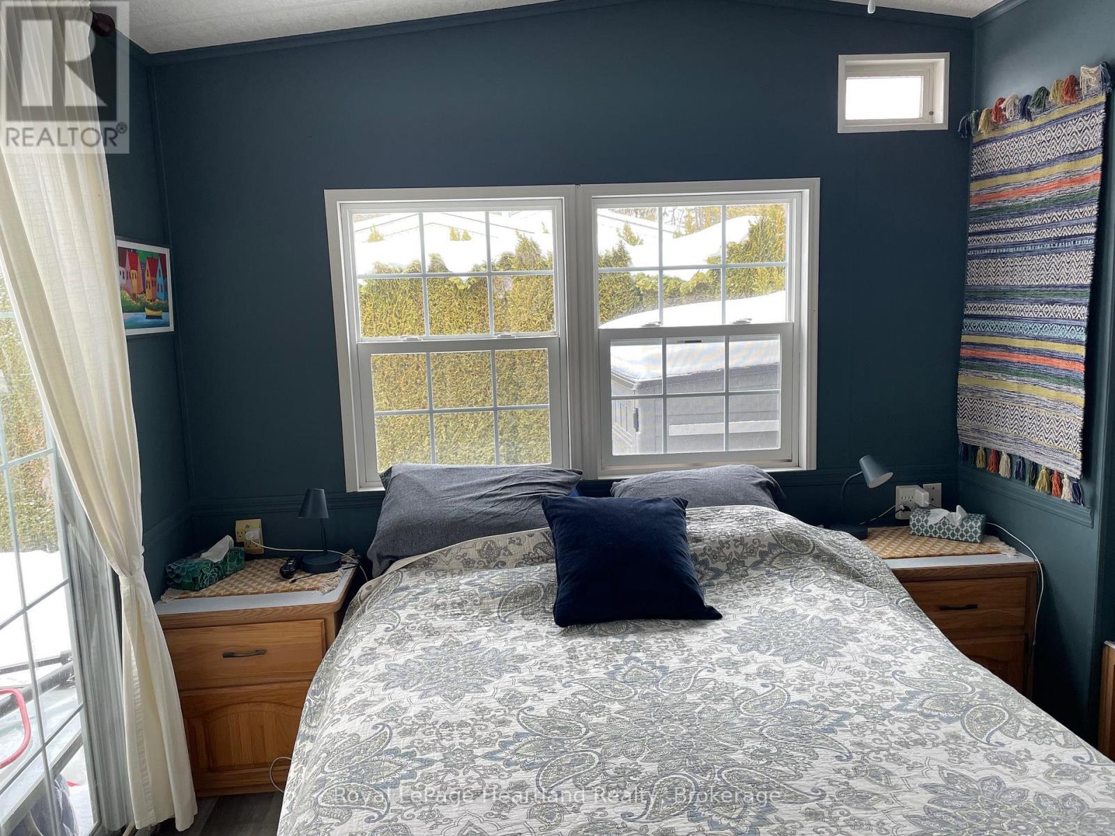 24 Rowan Rd - 77307 Bluewater Highway, Bluewater, Ontario  N0M 1G0 - Photo 11 - X12471282