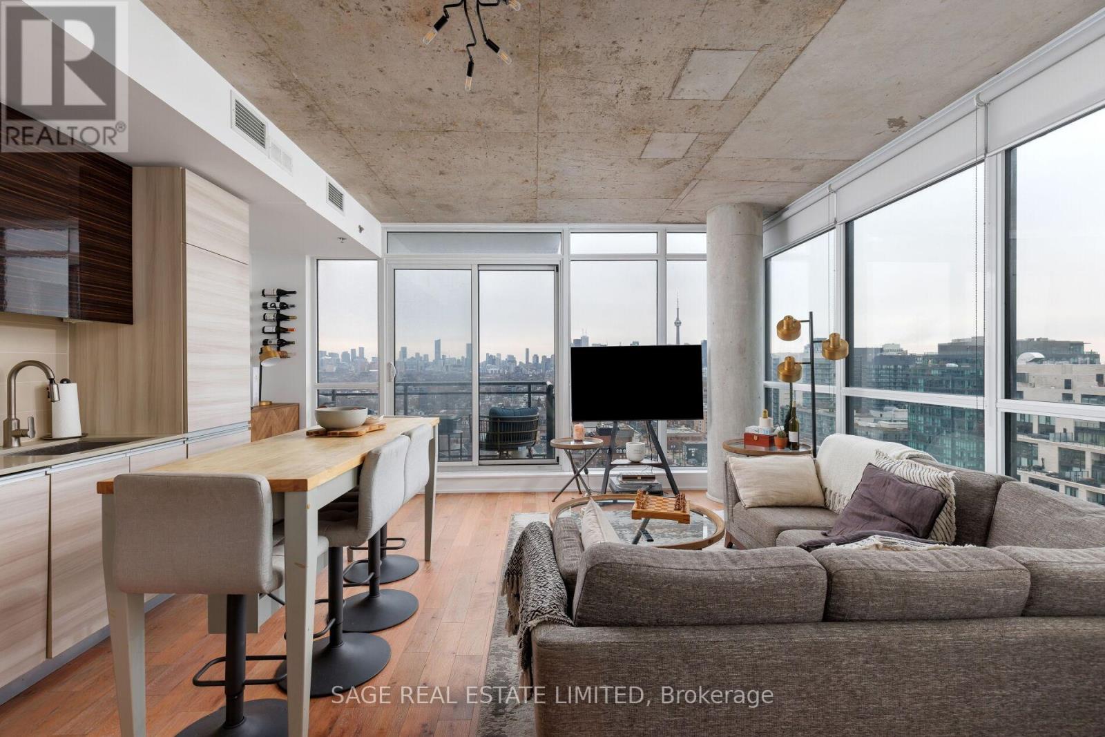 1804 - 20 MINOWAN MIIKAN LANE, Toronto, Ontario