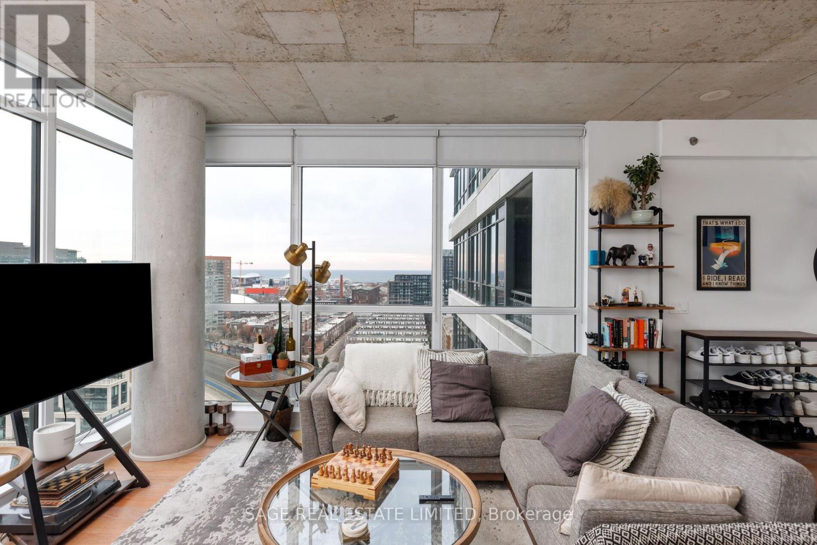 1804 - 20 Minowan Miikan Lane, Toronto, Ontario  M6J 0E5 - Photo 13 - C12696084