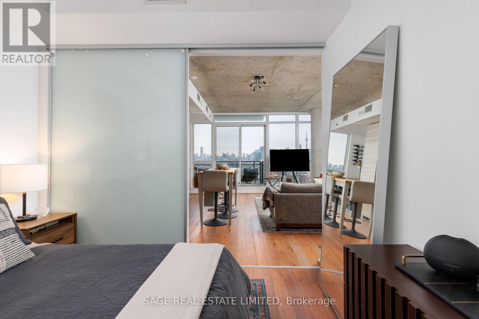 1804 - 20 Minowan Miikan Lane, Toronto, Ontario  M6J 0E5 - Photo 22 - C12696084