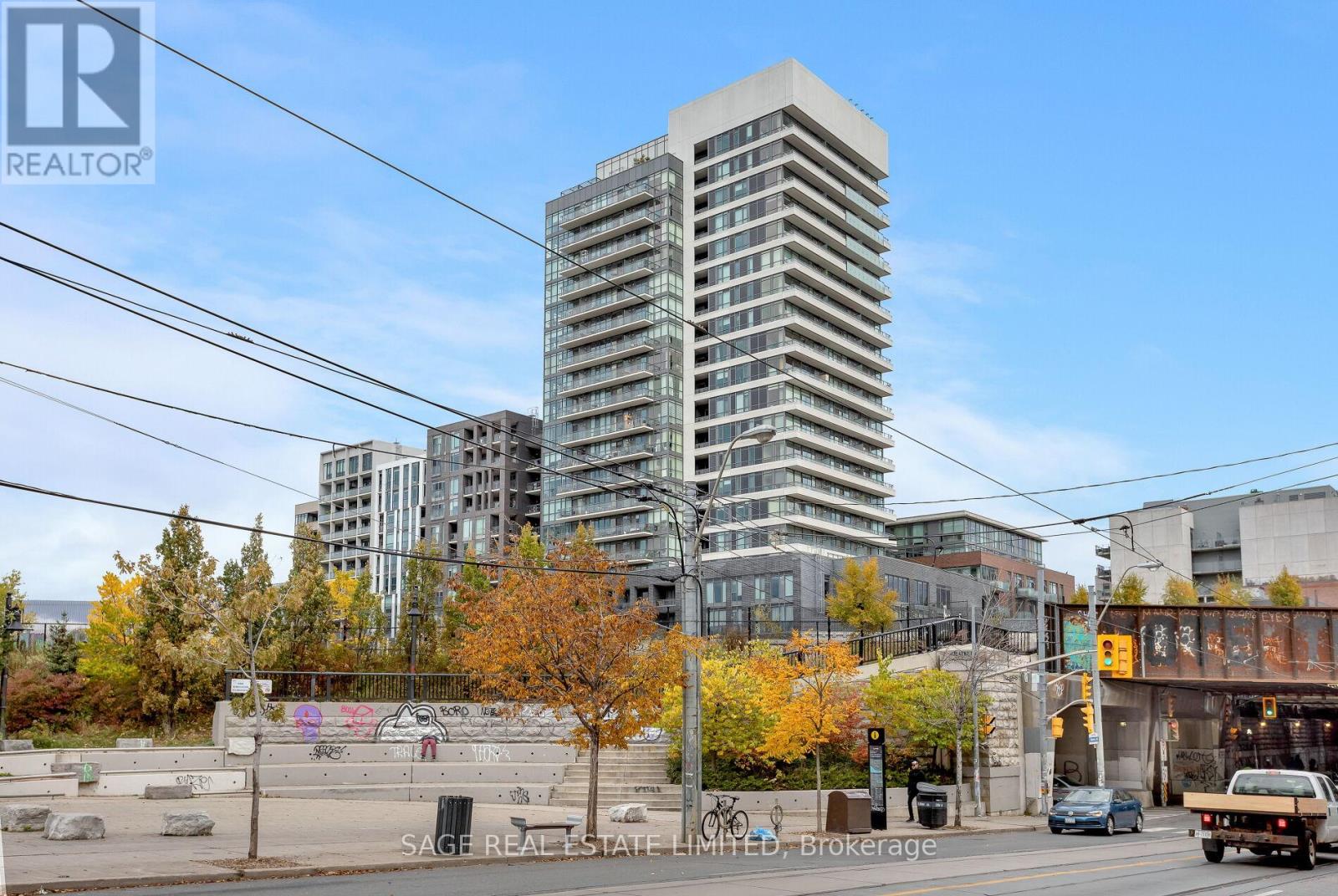 1804 - 20 Minowan Miikan Lane, Toronto, Ontario  M6J 0E5 - Photo 4 - C12696084