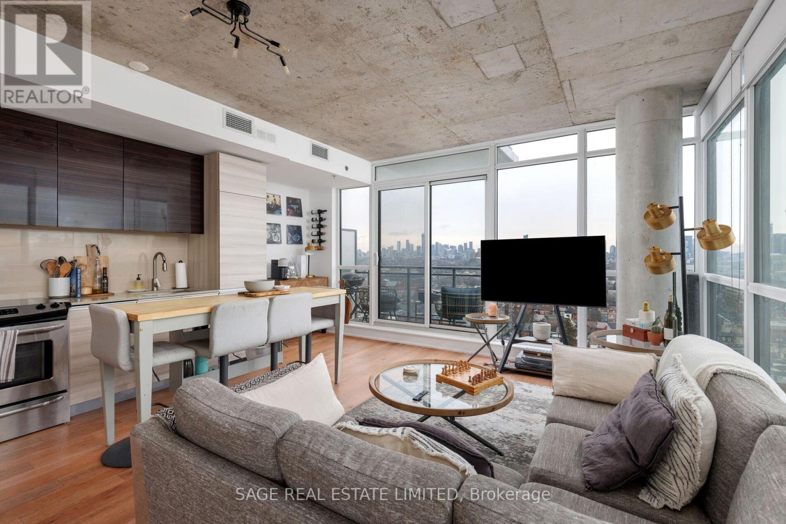 1804 - 20 Minowan Miikan Lane, Toronto, Ontario  M6J 0E5 - Photo 7 - C12696084