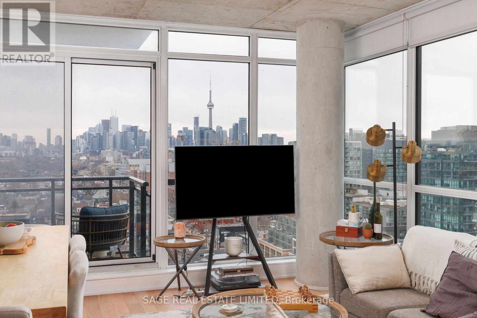 1804 - 20 Minowan Miikan Lane, Toronto, Ontario  M6J 0E5 - Photo 9 - C12696084