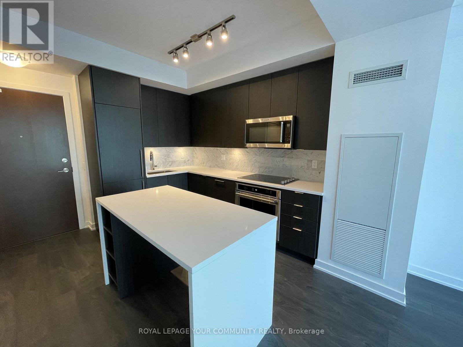 1708 - 38 Iannuzzi Street, Toronto, Ontario  M5V 0S2 - Photo 3 - C12696090