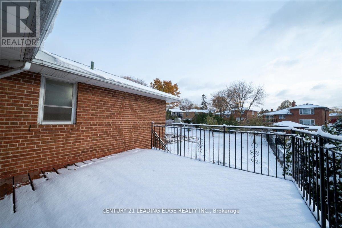 Main - 57 Anewen Drive, Toronto, Ontario  M4A 1R9 - Photo 39 - C12696116