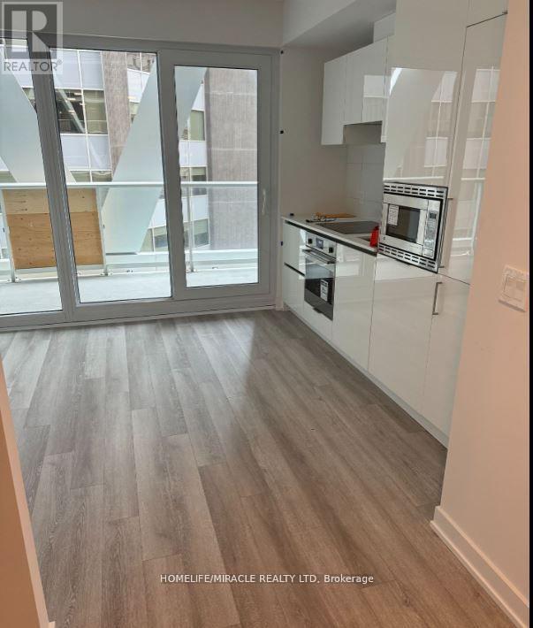 1913 - 230 Simcoe Street, Toronto, Ontario  M5T 0G7 - Photo 2 - C12696130