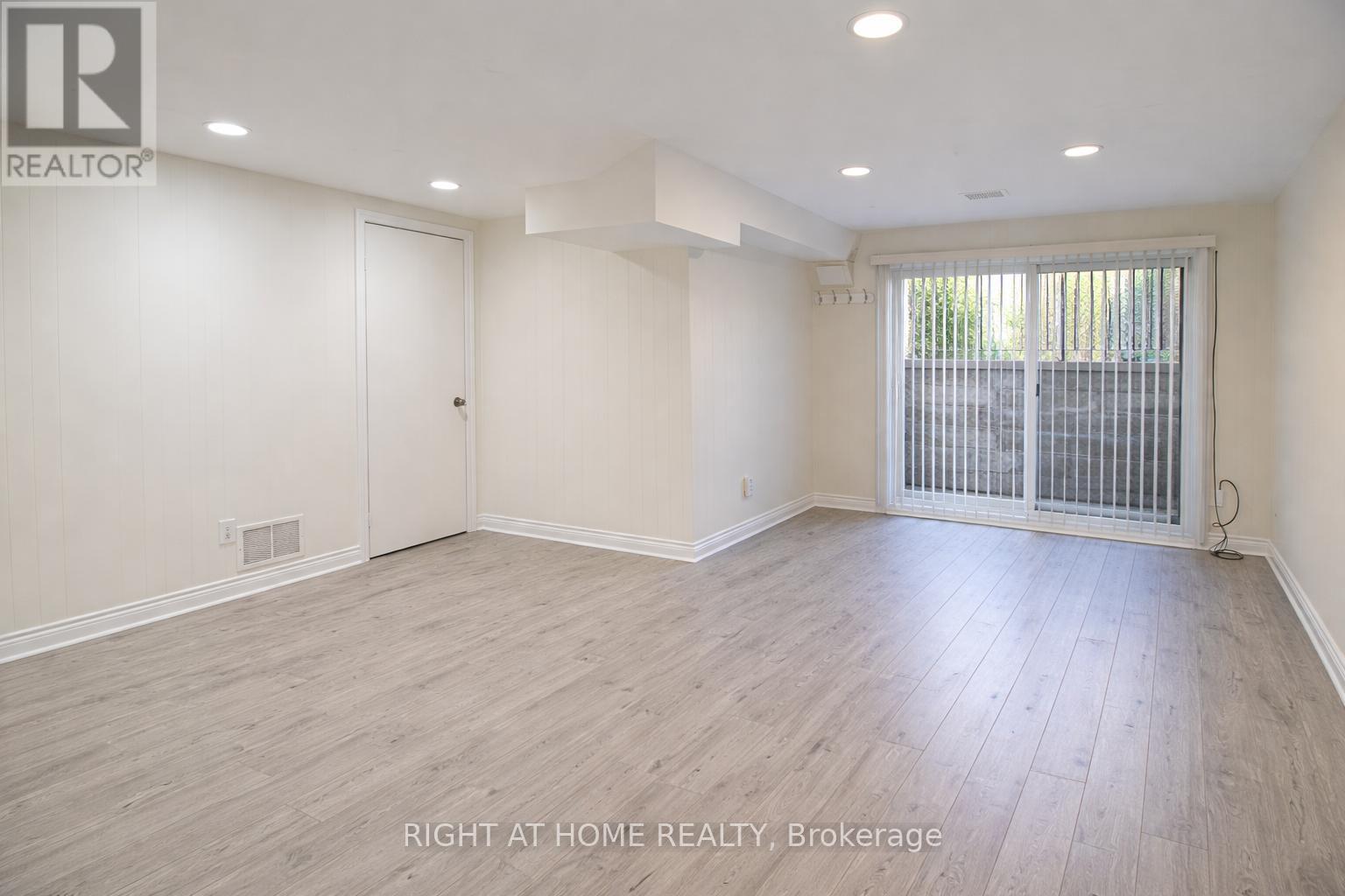 122 Dollery Court, Toronto, Ontario  M2R 3P1 - Photo 16 - C12696140