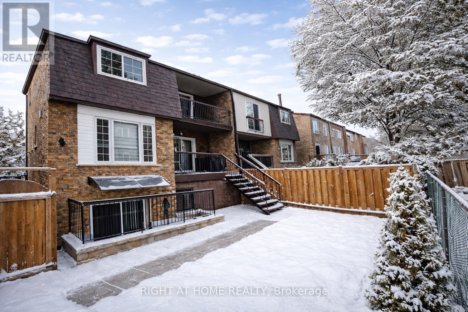 122 Dollery Court, Toronto, Ontario  M2R 3P1 - Photo 19 - C12696140