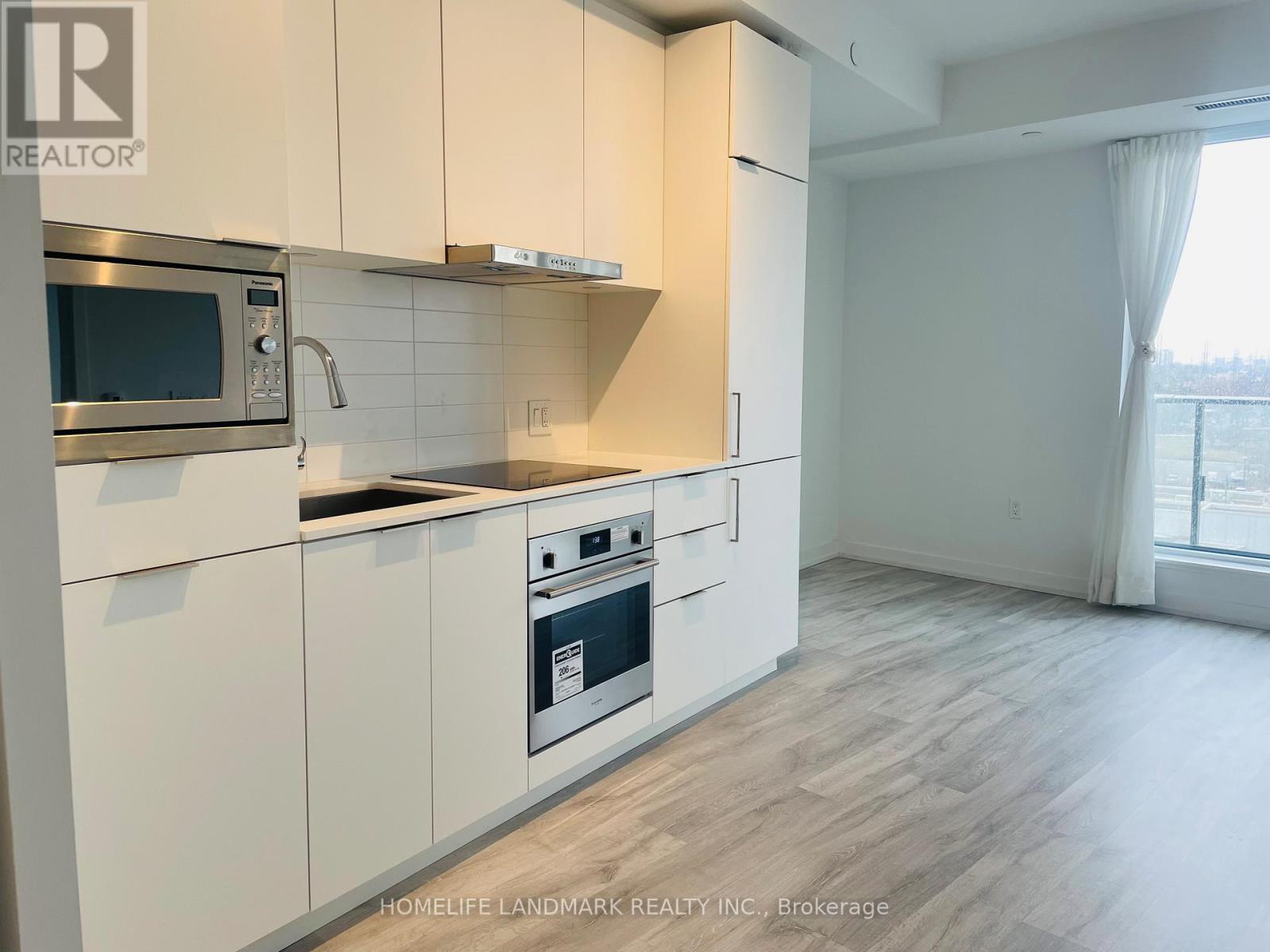 N830 - 7 Golden Lion Heights, Toronto, Ontario  M2M 3T9 - Photo 6 - C12696154