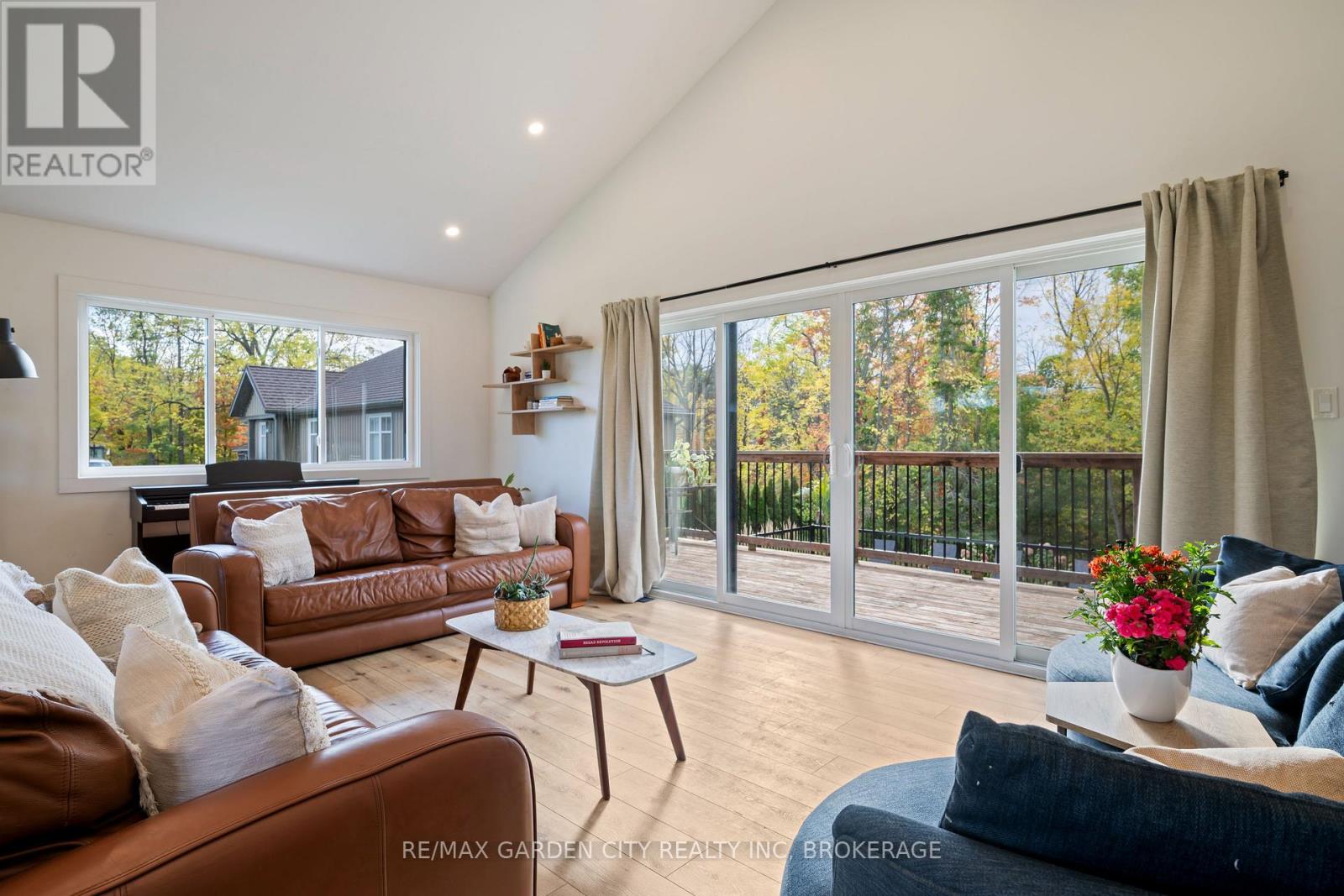 4110 13th Street, Lincoln (Lincoln-Jordan/vineland), Ontario  L0R 1S0 - Photo 7 - X12695784