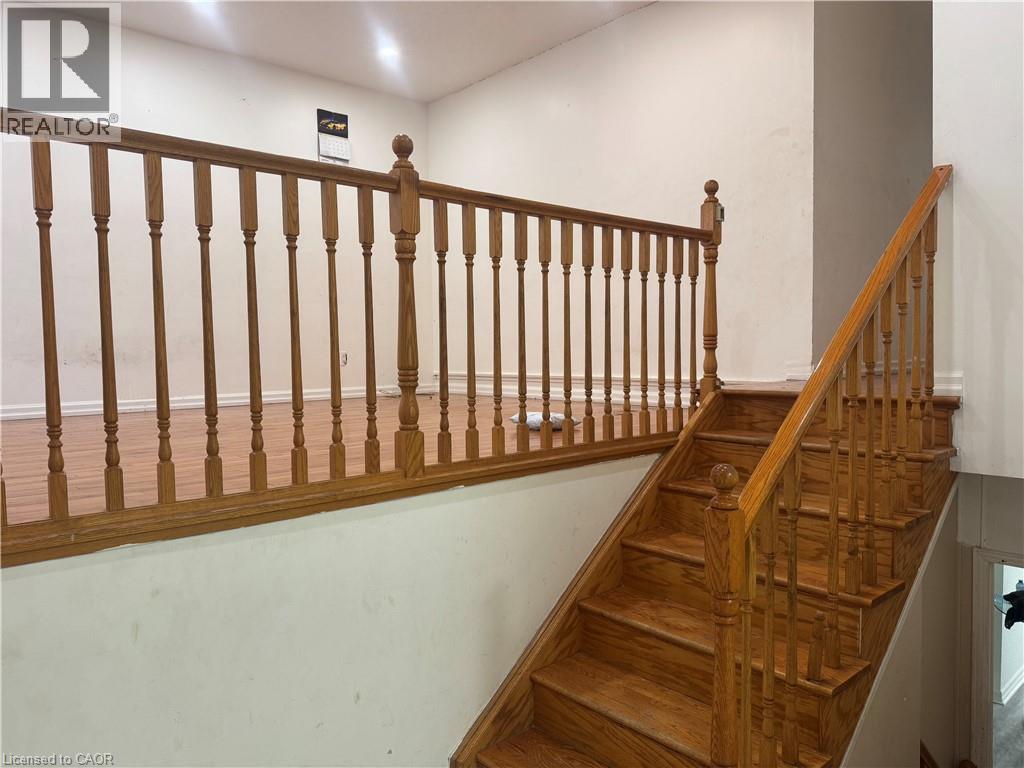 23 Westchester Drive Unit# Upper, Kitchener, Ontario  N2B 3T1 - Photo 3 - 40796943