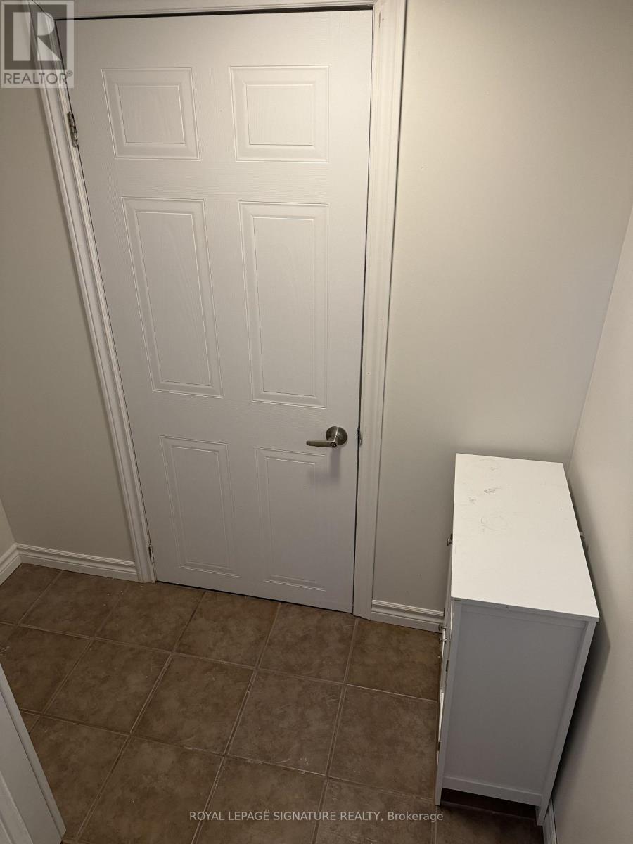 Bsmt - 352 Highland Avenue, Oshawa, Ontario  L1H 6B3 - Photo 4 - E12696062