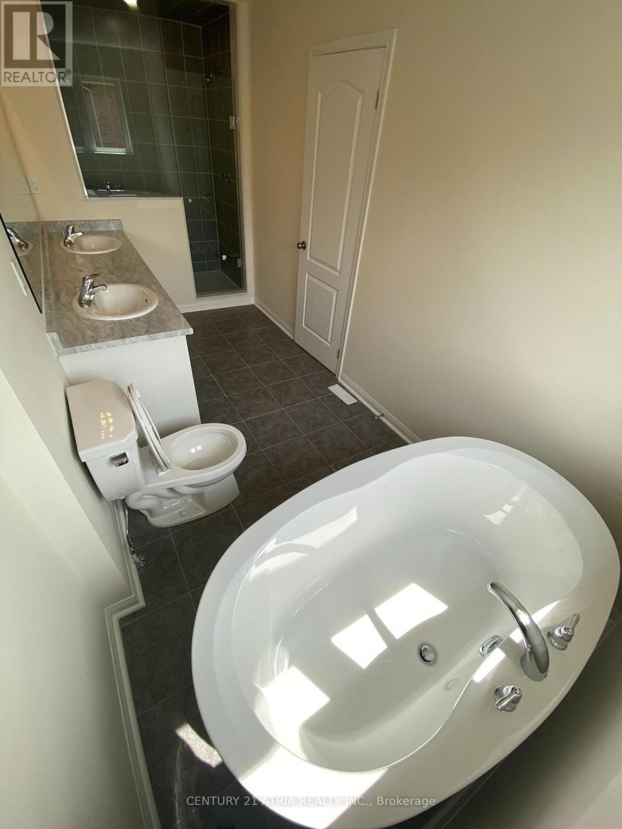 2554 Winter Words Drive, Oshawa, Ontario  L1H 7K4 - Photo 15 - E12696086