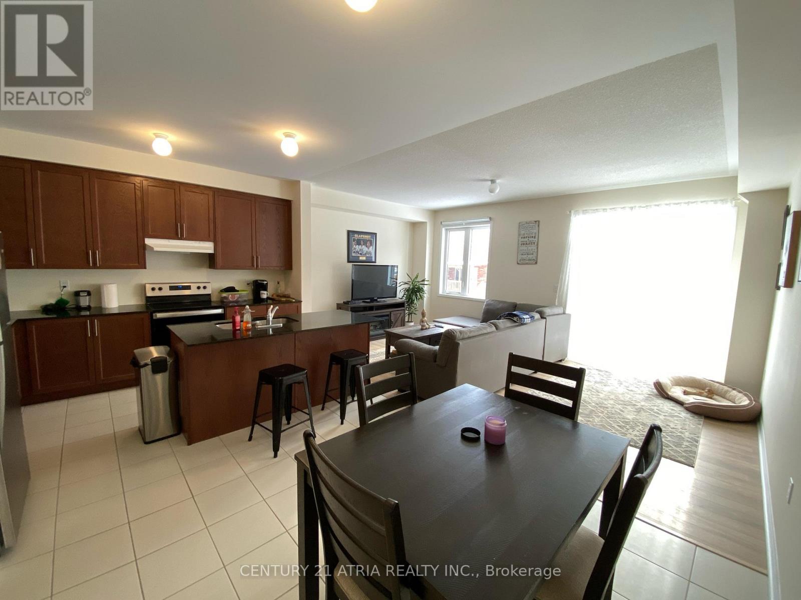 2554 Winter Words Drive, Oshawa, Ontario  L1H 7K4 - Photo 3 - E12696086