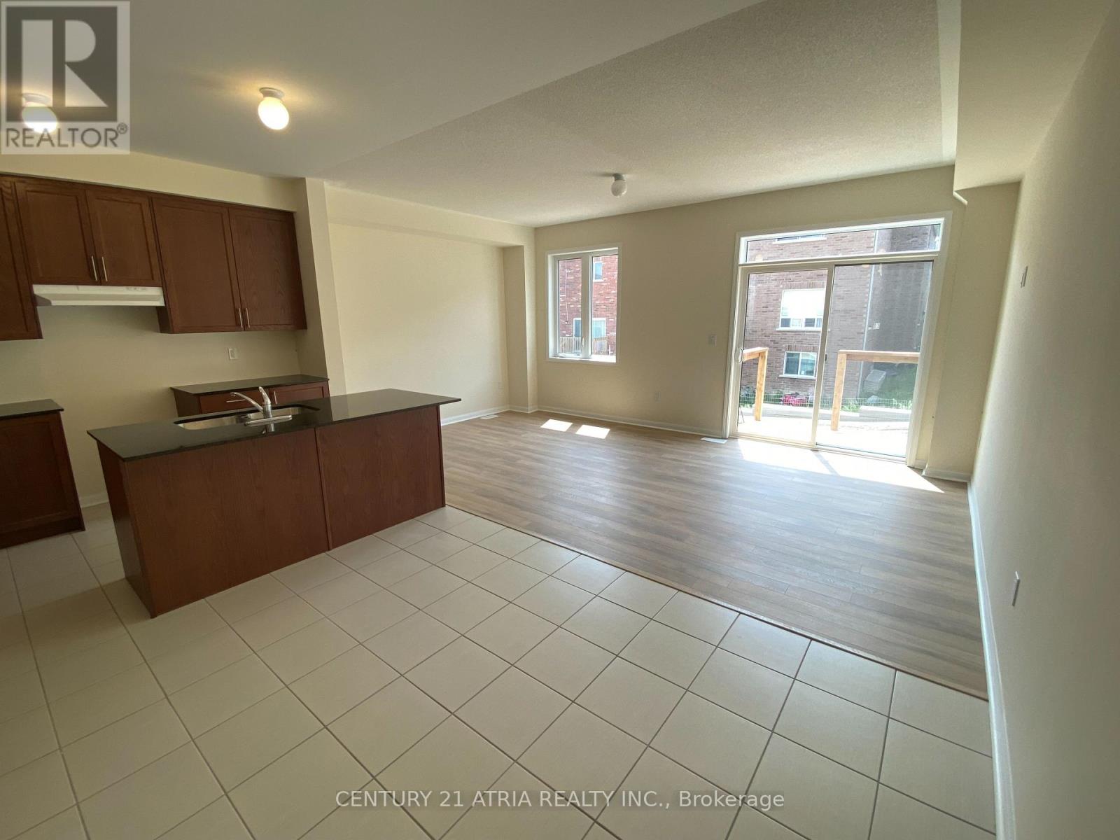 2554 Winter Words Drive, Oshawa, Ontario  L1H 7K4 - Photo 7 - E12696086