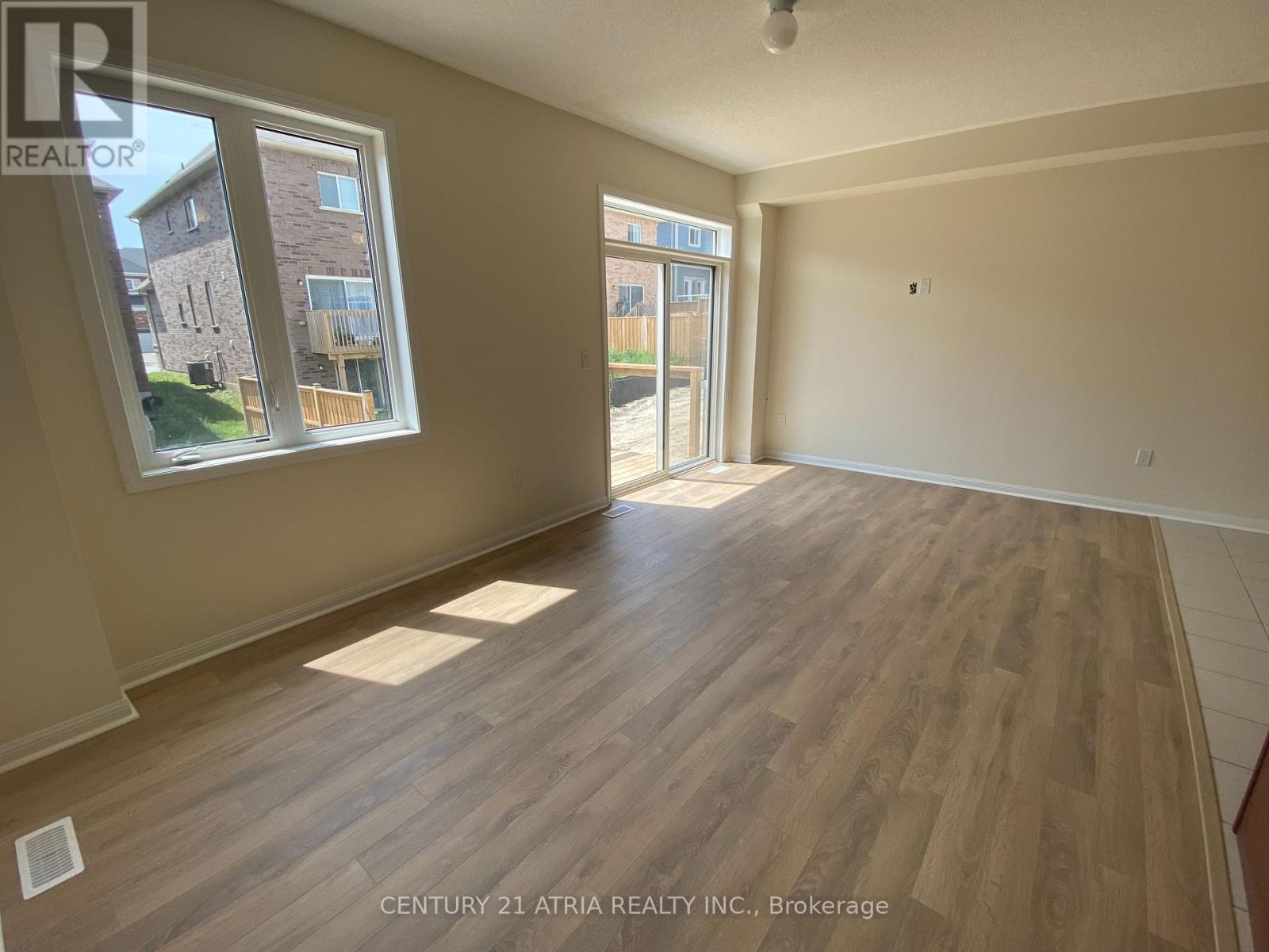 2554 Winter Words Drive, Oshawa, Ontario  L1H 7K4 - Photo 8 - E12696086