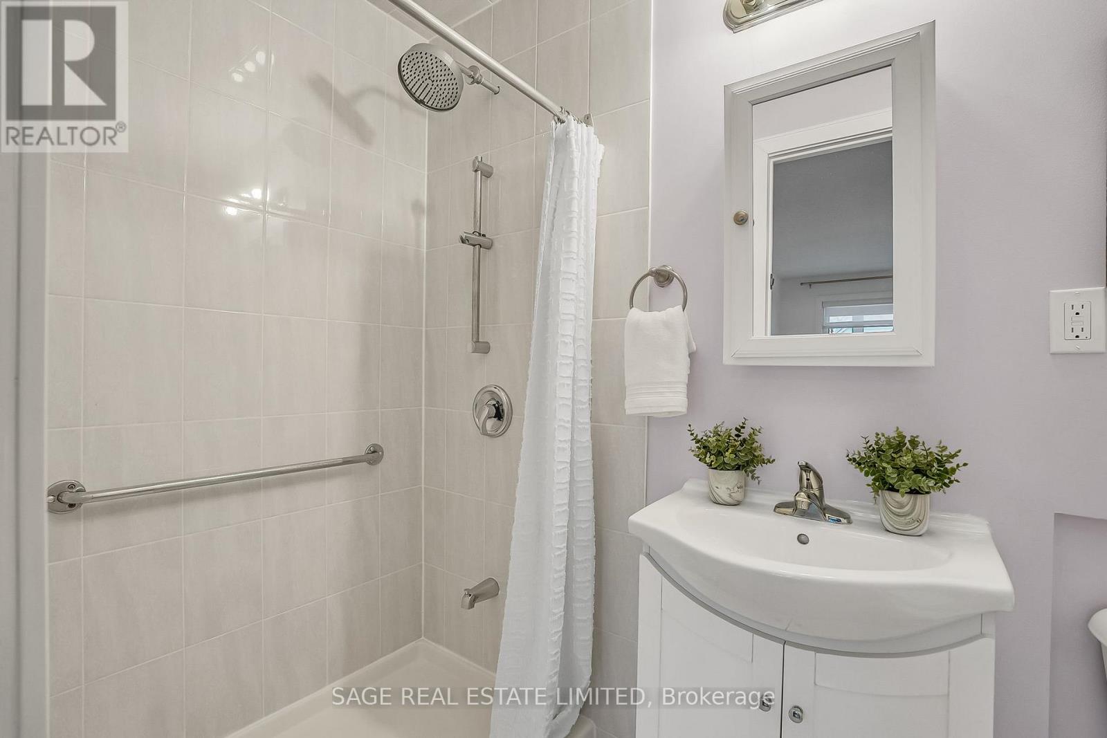 78 Heale Avenue, Toronto, Ontario  M1N 3X8 - Photo 27 - E12696144