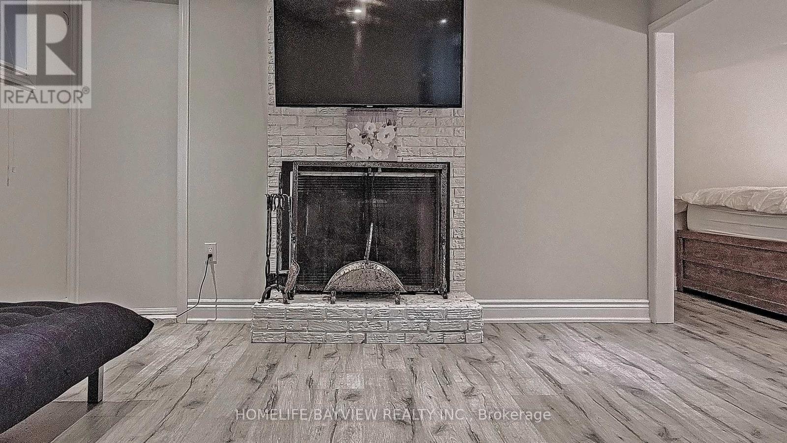 27 Hill Drive, Aurora, Ontario  L4G 3A7 - Photo 27 - N12696138