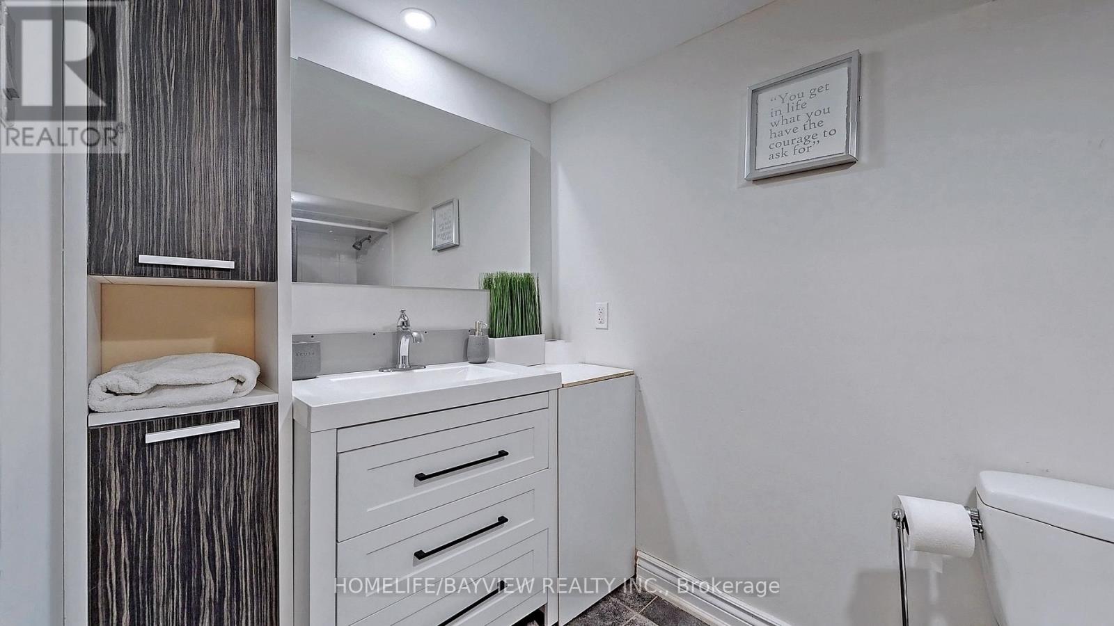 27 Hill Drive, Aurora, Ontario  L4G 3A7 - Photo 30 - N12696138