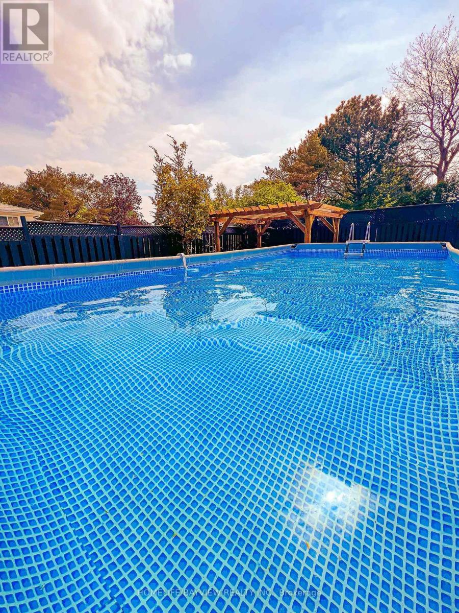 27 Hill Drive, Aurora, Ontario  L4G 3A7 - Photo 46 - N12696138