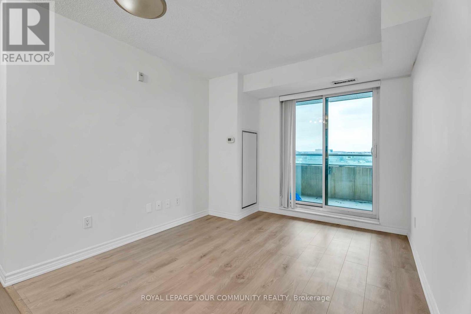 420 - 75 Norman Bethune Avenue, Richmond Hill, Ontario  L4B 3L4 - Photo 9 - N12696142