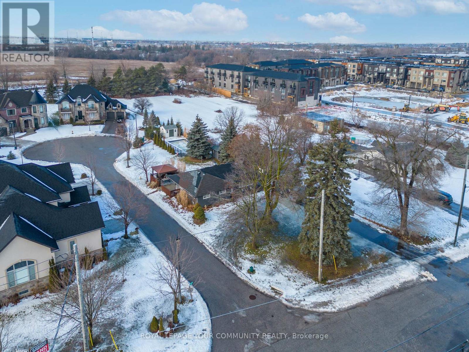 70 Simmons Street, Vaughan, Ontario  L4H 4X7 - Photo 3 - N12696156