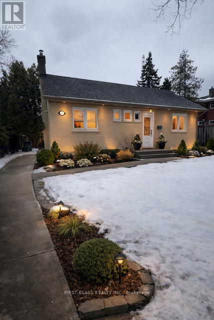 48 Overton Crescent, Toronto, Ontario  M3B 2V2 - Photo 1 - C12675098