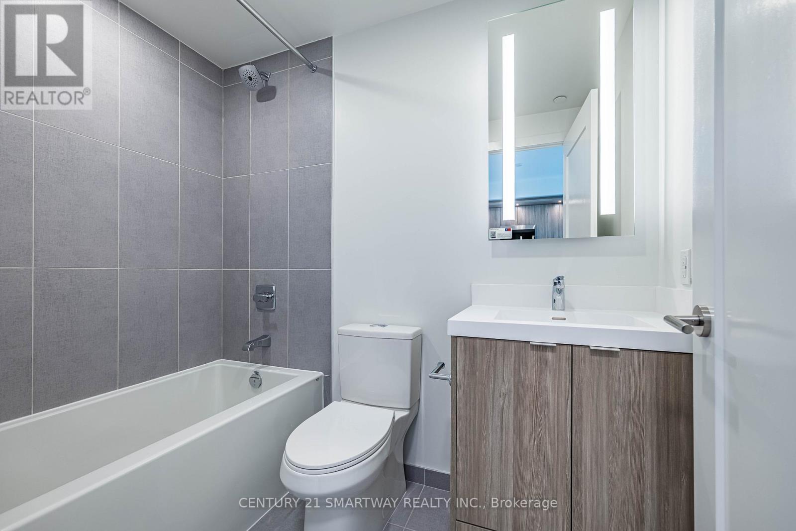 1105 - 60 Central Park Roadway, Toronto, Ontario  M9A 0E6 - Photo 25 - W12646278