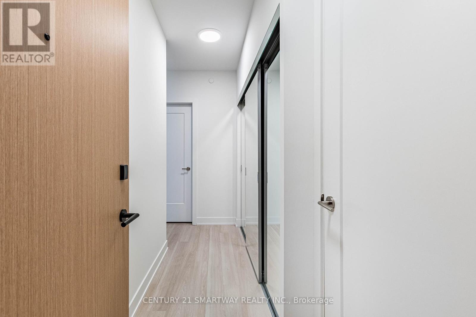 510 - 60 Central Park Roadway, Toronto (Islington-City Centre West), Ontario  M9A 0E6 - Photo 10 - W12647958