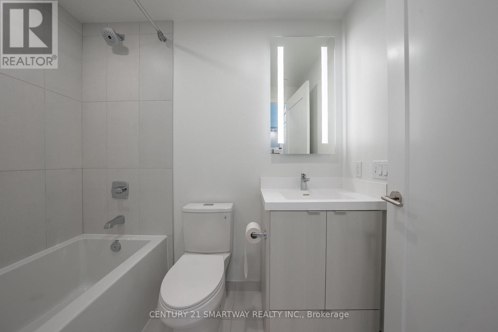 605 - 60 Central Park Roadway, Toronto, Ontario  M9A 0E6 - Photo 23 - W12661432