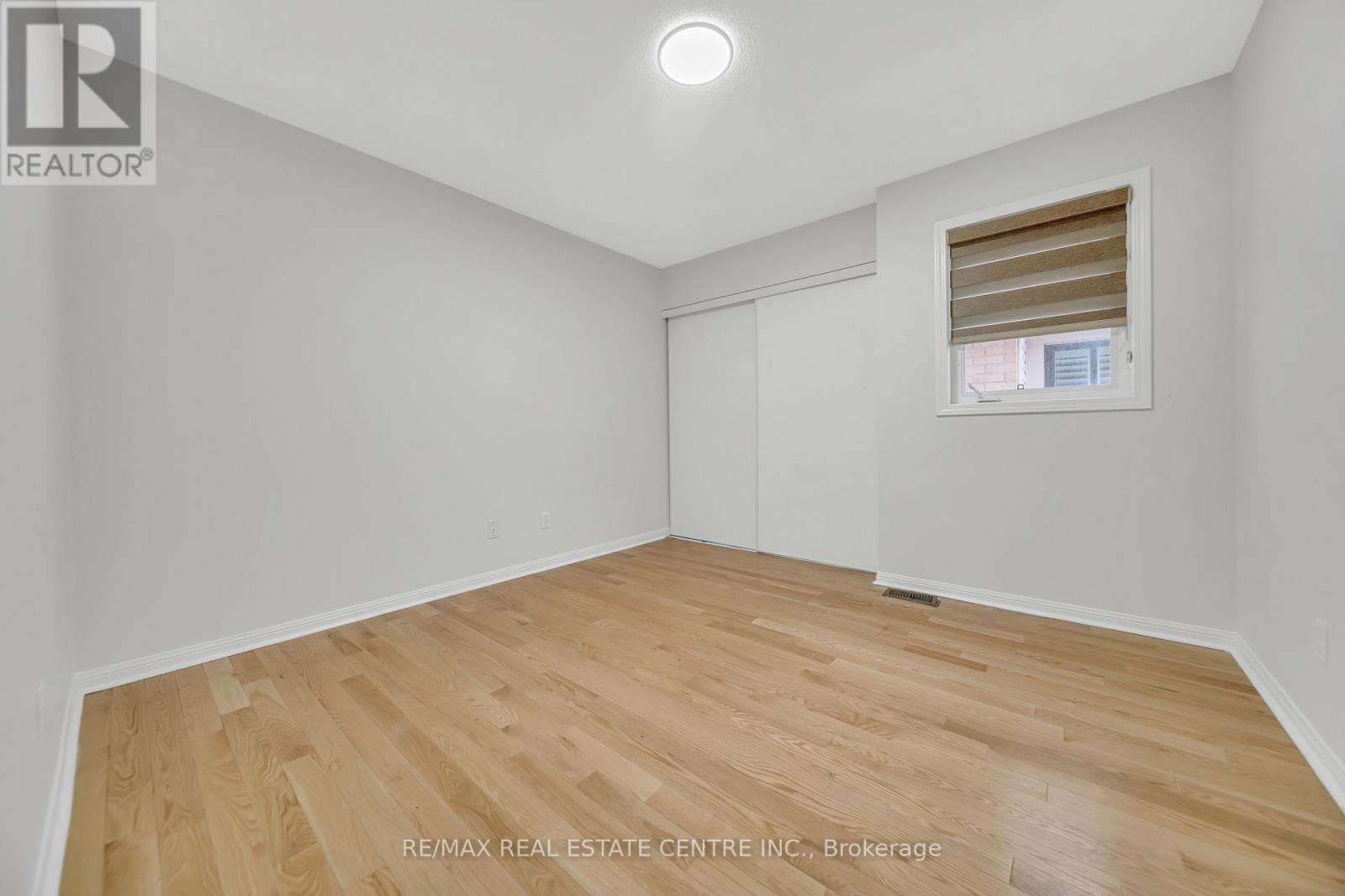 129 Cadillac Crescent, Brampton, Ontario  L7A 3B3 - Photo 28 - W12692874